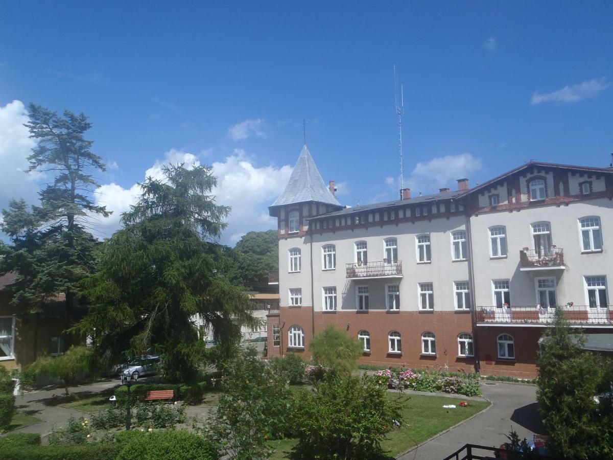 Ow Meduza I Biala Mewa Hotel Miedzyzdroje Exterior photo